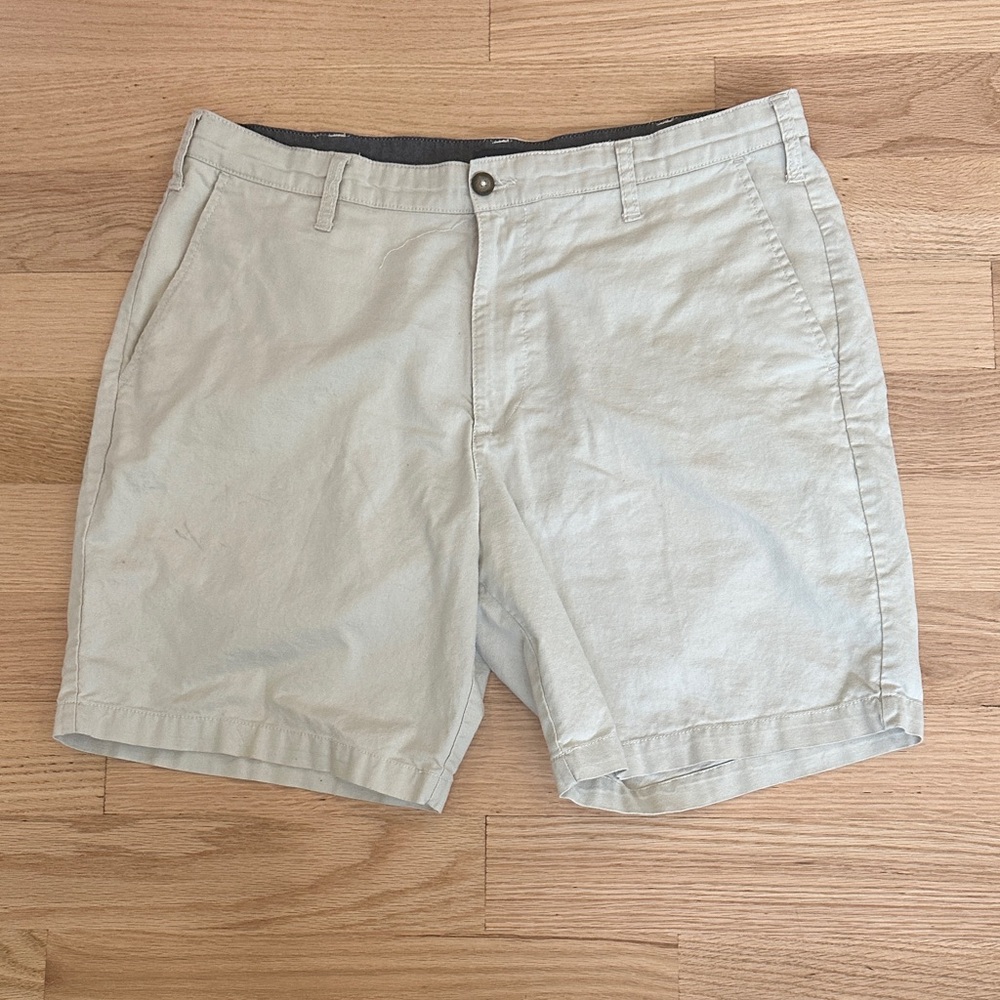 Nautica Lightweight Chino Shorts - Light Khaki
